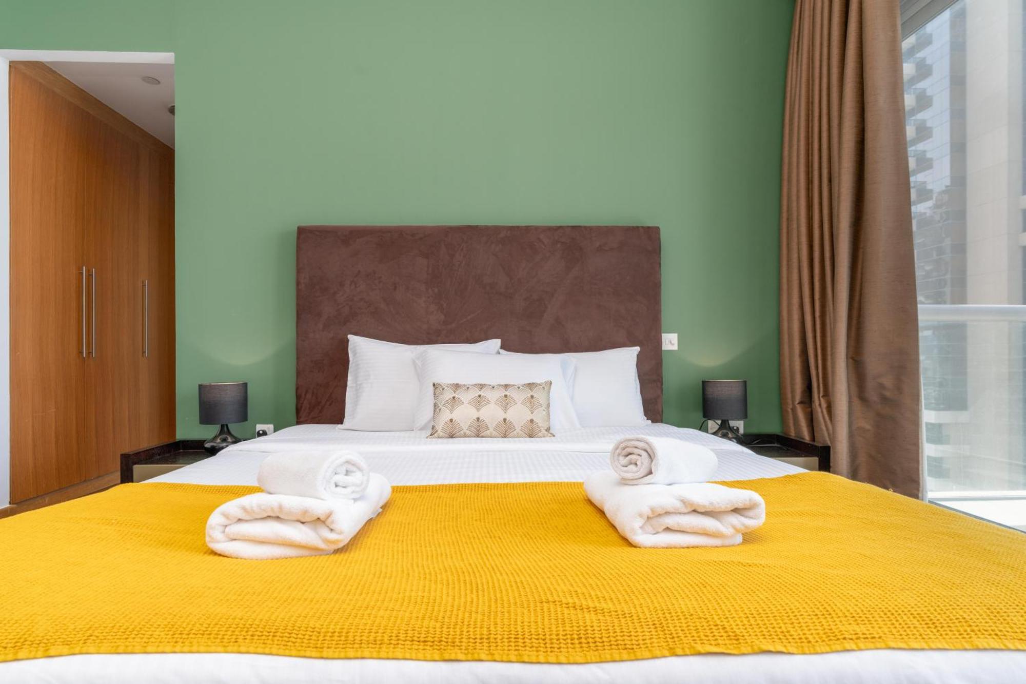 Vacay Lettings -2 Bed Iris Blue Dubai Marina Appartement Buitenkant foto