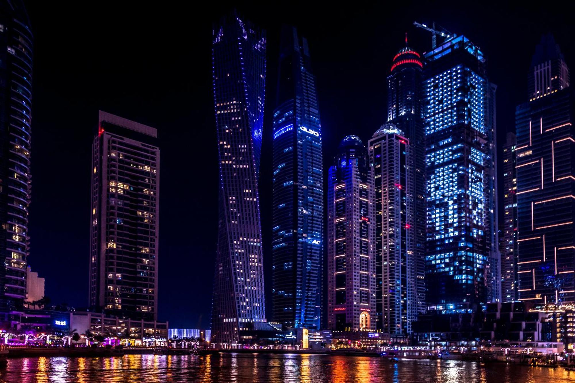 Vacay Lettings -2 Bed Iris Blue Dubai Marina Appartement Buitenkant foto